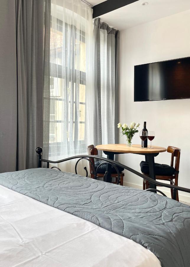 Copernicus Street Apartment - Broken Flowers And Twin Peaks Torun Ngoại thất bức ảnh