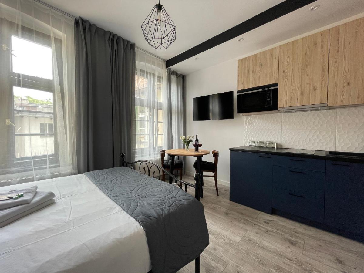 Copernicus Street Apartment - Broken Flowers And Twin Peaks Torun Ngoại thất bức ảnh