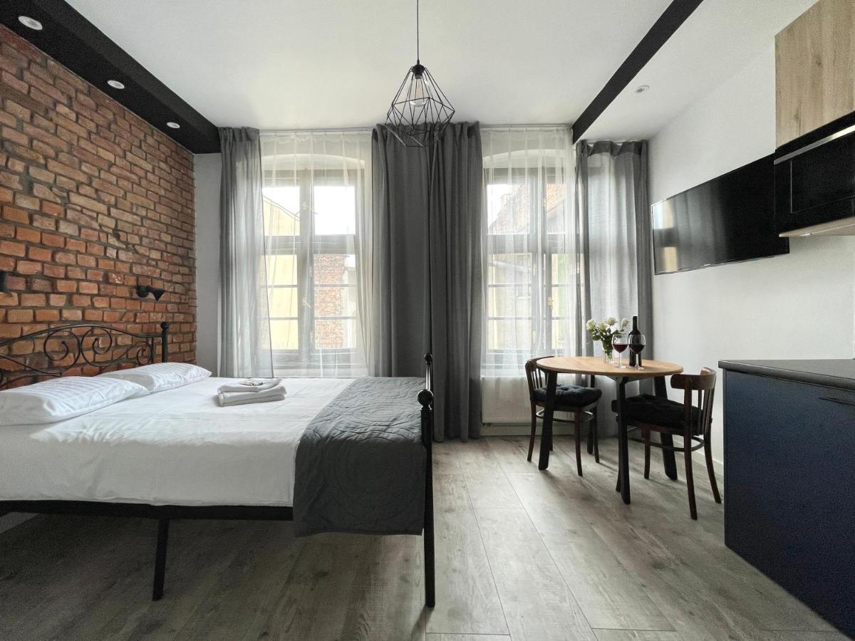 Copernicus Street Apartment - Broken Flowers And Twin Peaks Torun Ngoại thất bức ảnh