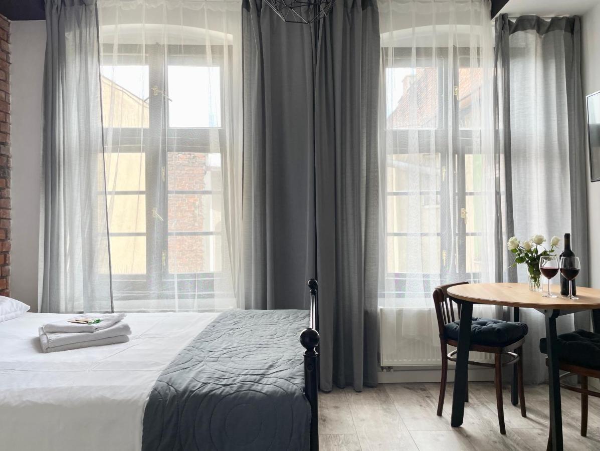 Copernicus Street Apartment - Broken Flowers And Twin Peaks Torun Ngoại thất bức ảnh