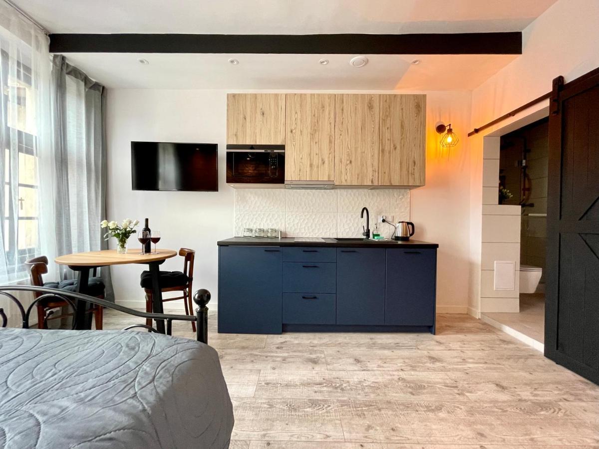Copernicus Street Apartment - Broken Flowers And Twin Peaks Torun Ngoại thất bức ảnh