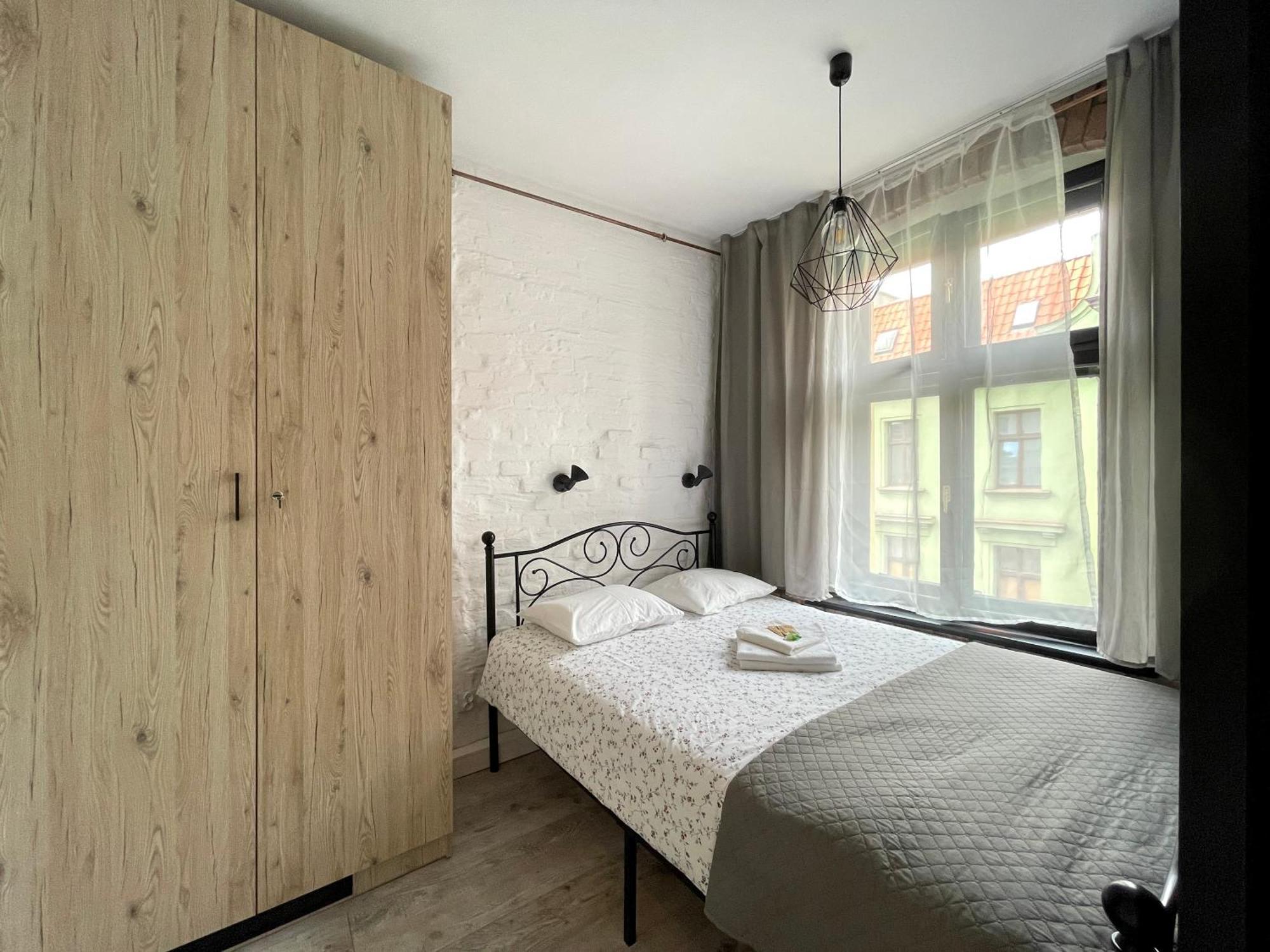 Copernicus Street Apartment - Broken Flowers And Twin Peaks Torun Ngoại thất bức ảnh