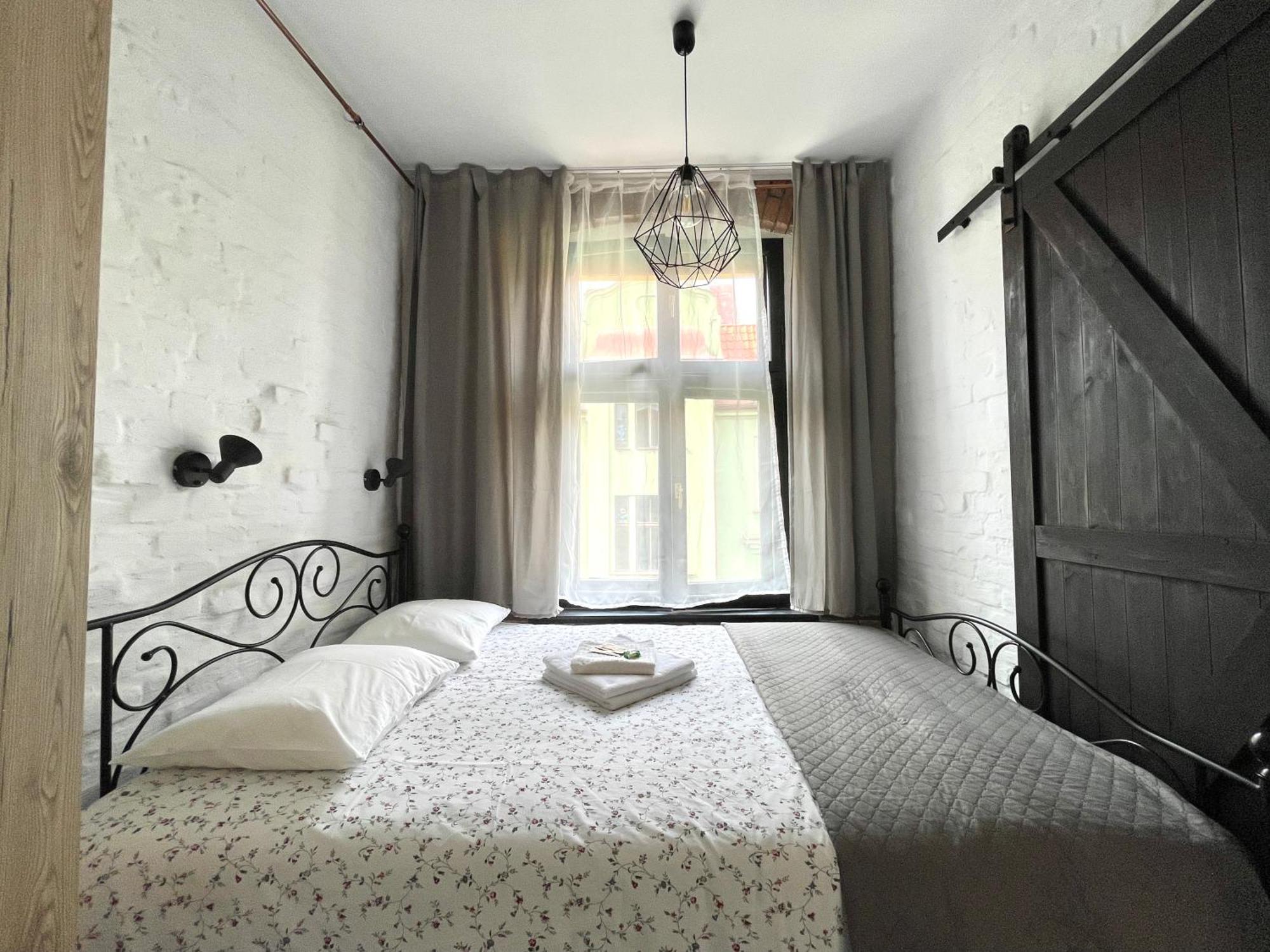 Copernicus Street Apartment - Broken Flowers And Twin Peaks Torun Ngoại thất bức ảnh