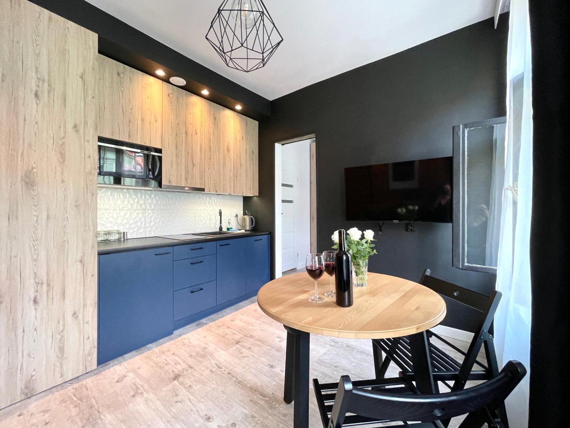 Copernicus Street Apartment - Broken Flowers And Twin Peaks Torun Ngoại thất bức ảnh