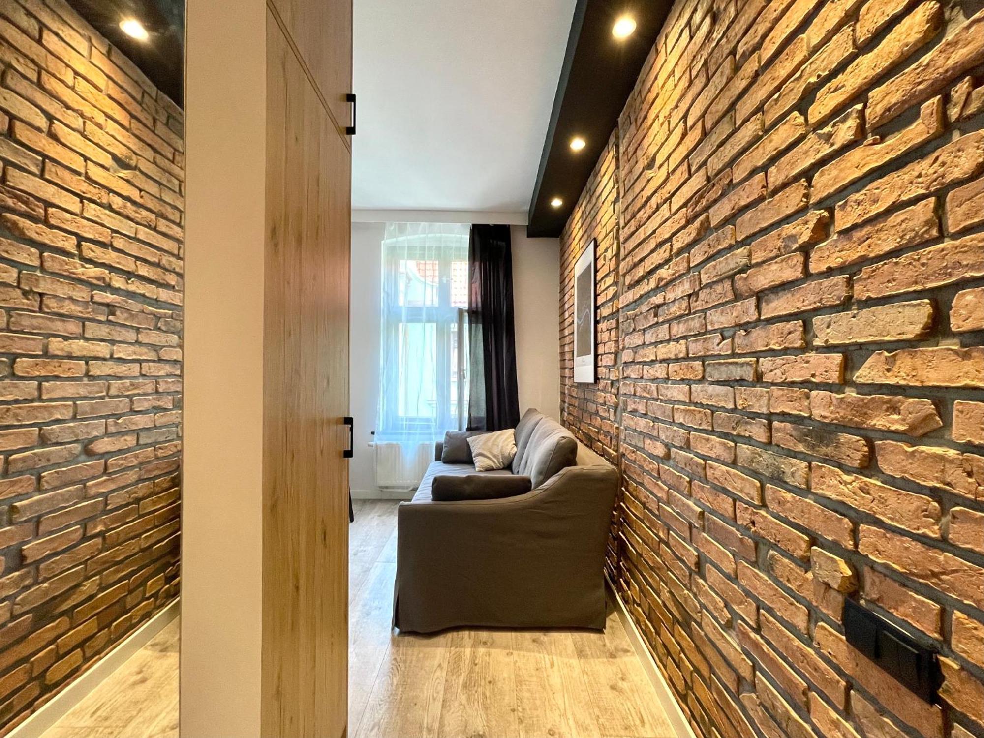 Copernicus Street Apartment - Broken Flowers And Twin Peaks Torun Ngoại thất bức ảnh